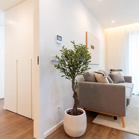 Elegant 1br Retreat Near Metro By Lovelystay Apartament