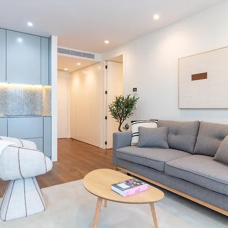 Apartament Elegant 1br Retreat Near Metro By Lovelystay Vila Nova de Gaia